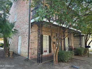 126 Rue Magnolia, Biloxi, MS 39530