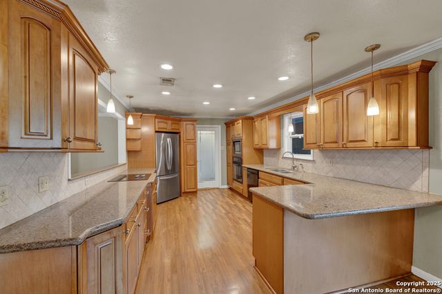 311 Weiss, New Braunfels, TX 78130