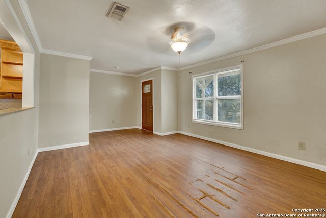 311 Weiss, New Braunfels, TX 78130