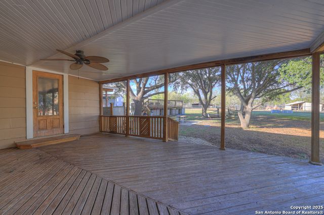 311 Weiss, New Braunfels, TX 78130