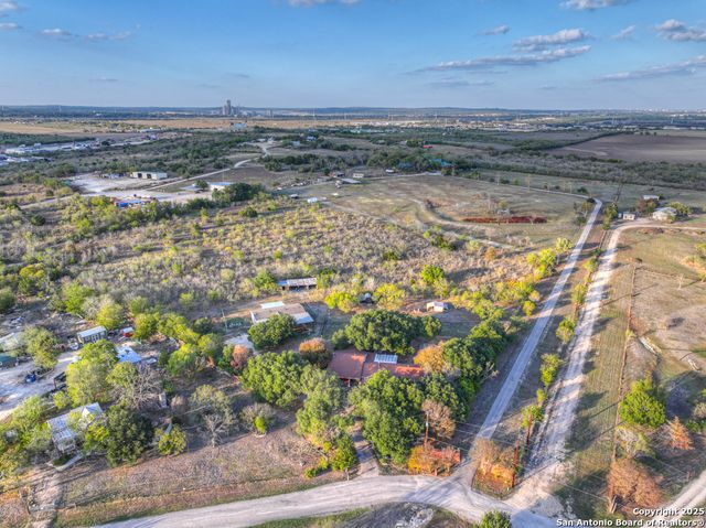 311 Weiss, New Braunfels, TX 78130