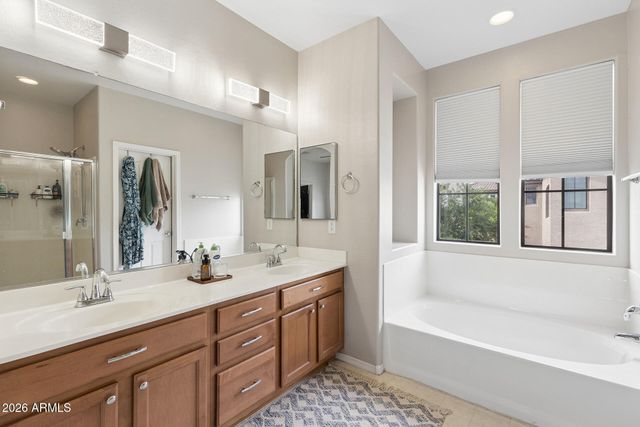 2382 W SLEEPY RANCH Road, Phoenix, AZ 85085