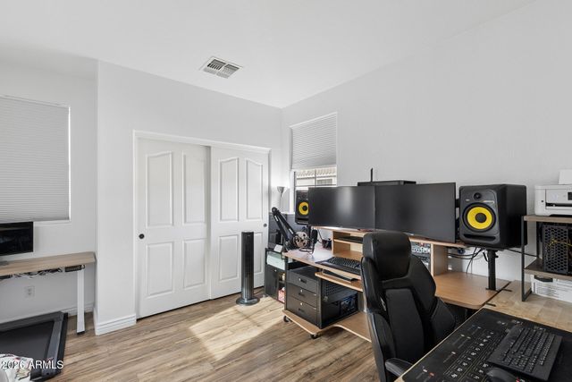 2382 W SLEEPY RANCH Road, Phoenix, AZ 85085