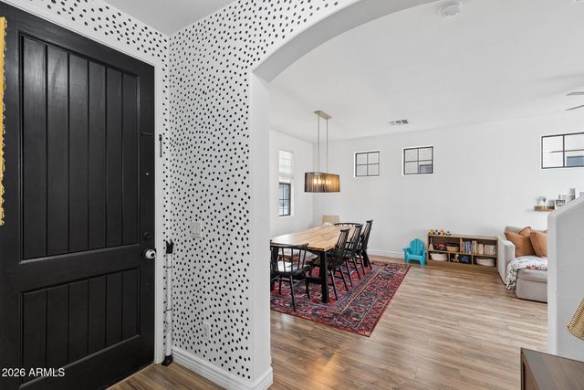 2382 W SLEEPY RANCH Road, Phoenix, AZ 85085