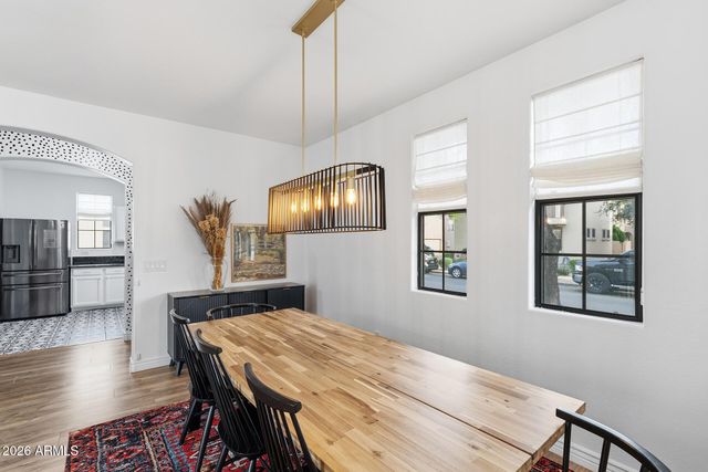 2382 W SLEEPY RANCH Road, Phoenix, AZ 85085