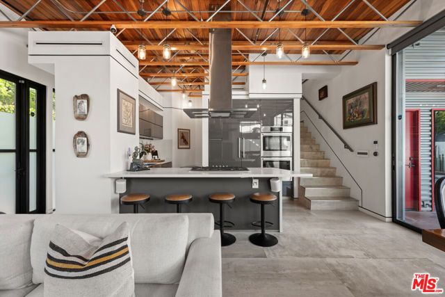 601 N Crescent Heights Boulevard, Los Angeles, CA 90048