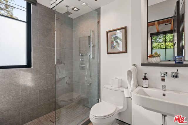 601 N Crescent Heights Boulevard, Los Angeles, CA 90048