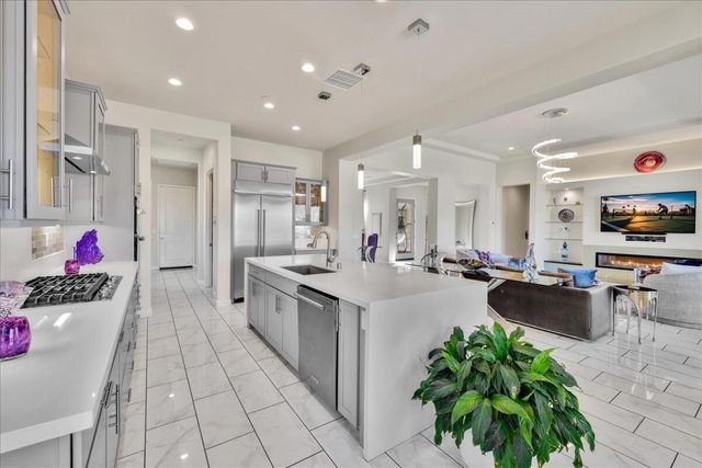 100 Barolo, Rancho Mirage, CA 92270