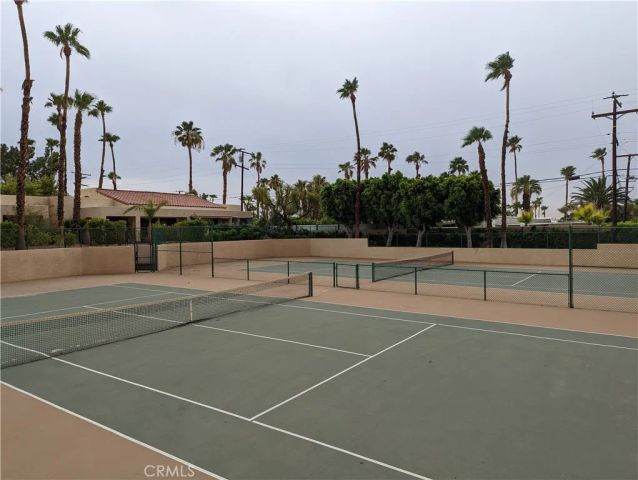 200 E Racquet Club Road 13, Palm Springs, CA 92262