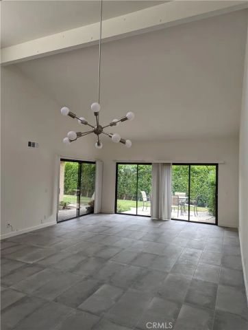 200 E Racquet Club Road 13, Palm Springs, CA 92262