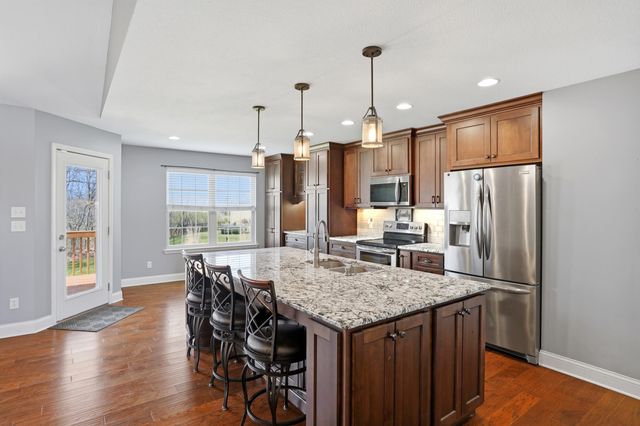 5301 TALL TREE CT, Columbia, MO 65202