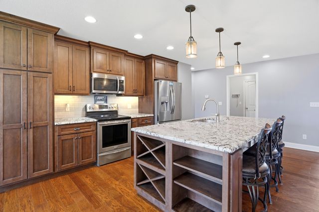 5301 TALL TREE CT, Columbia, MO 65202