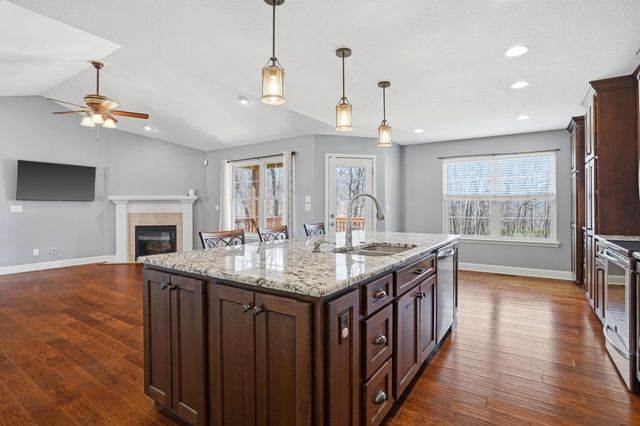 5301 TALL TREE CT, Columbia, MO 65202