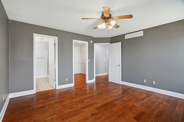 5301 TALL TREE CT, Columbia, MO 65202