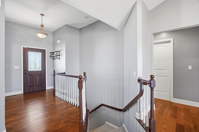 5301 TALL TREE CT, Columbia, MO 65202