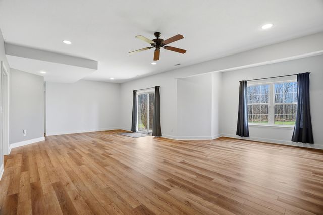 5301 TALL TREE CT, Columbia, MO 65202