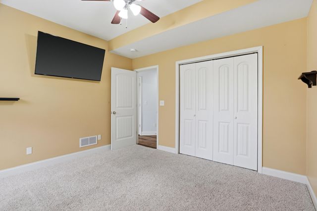 5301 TALL TREE CT, Columbia, MO 65202