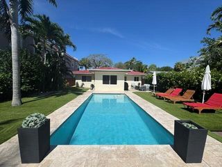 632 SW 8th Avenue, Fort Lauderdale, FL 33315