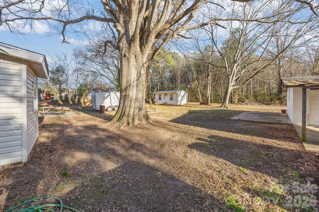 151 Central Avenue, Norwood, NC 28128