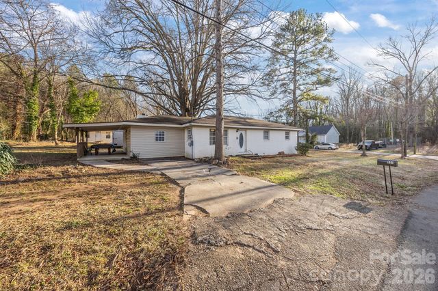 151 Central Avenue, Norwood, NC 28128