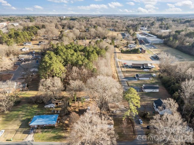 151 Central Avenue, Norwood, NC 28128