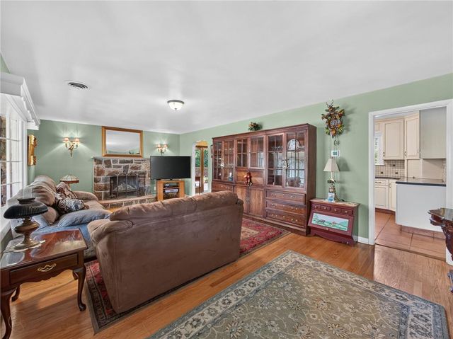 745 Gottwald Drive, Salisbury Twp, PA 18015
