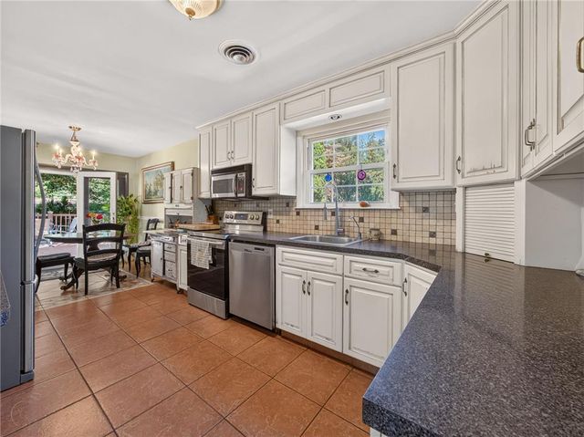 745 Gottwald Drive, Salisbury Twp, PA 18015