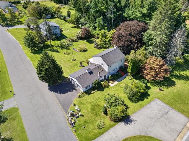 745 Gottwald Drive, Salisbury Twp, PA 18015