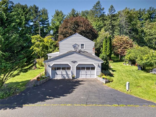 745 Gottwald Drive, Salisbury Twp, PA 18015