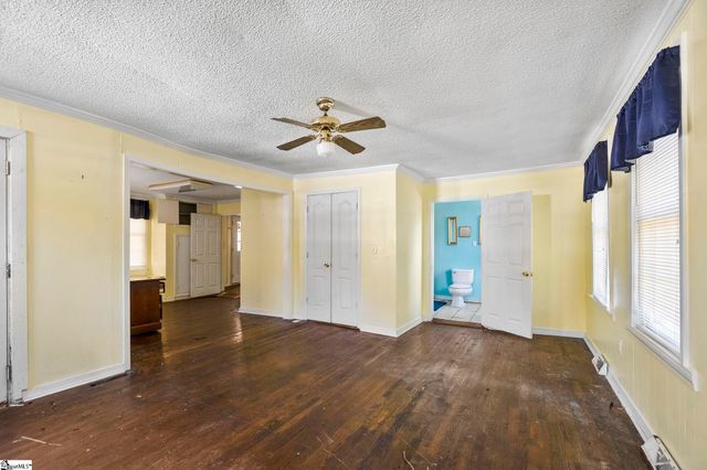 4 Huff Drive, Greenville, SC 29611