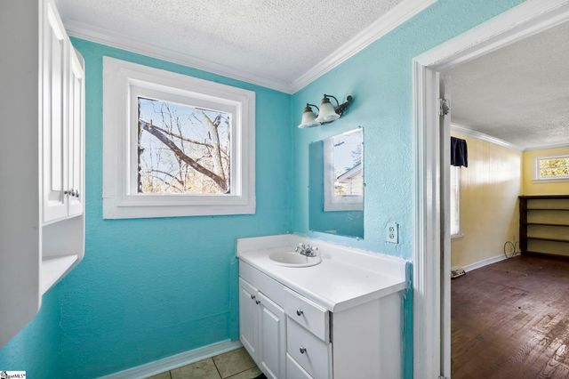 4 Huff Drive, Greenville, SC 29611