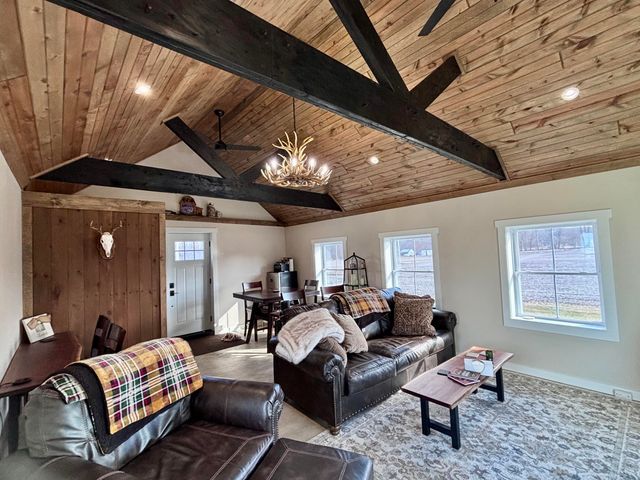 69640-B Carls Road, Sturgis, MI 49091