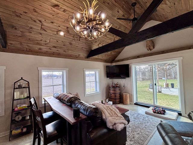 69640-B Carls Road, Sturgis, MI 49091