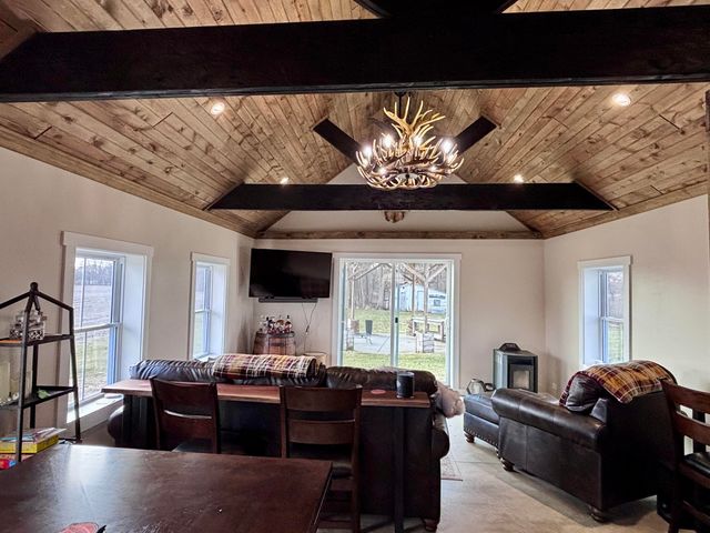 69640-B Carls Road, Sturgis, MI 49091