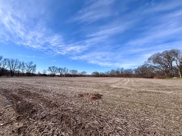 69640-B Carls Road, Sturgis, MI 49091