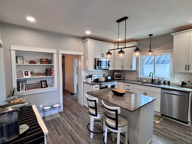 69640-B Carls Road, Sturgis, MI 49091