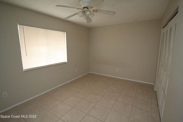 992 Sable Circle SE, Palm Bay, FL 32909