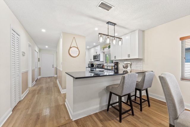 5844 Areca Palm Court Unit b, Delray Beach, FL 33484