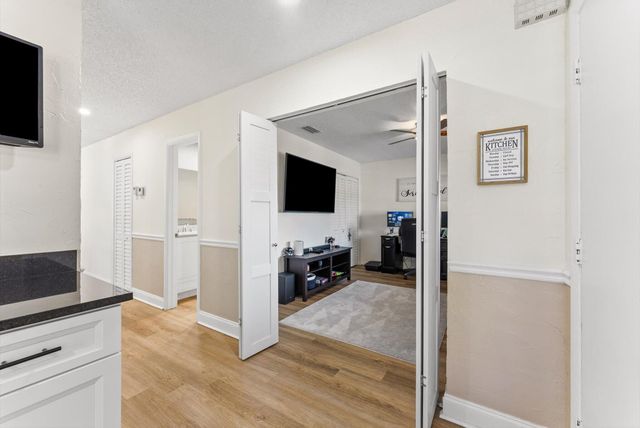 5844 Areca Palm Court Unit b, Delray Beach, FL 33484