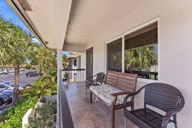 5844 Areca Palm Court Unit b, Delray Beach, FL 33484