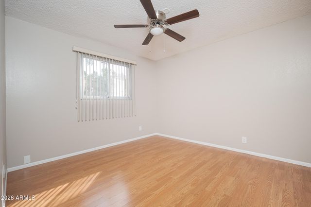 6238 W ELM Street, Phoenix, AZ 85033