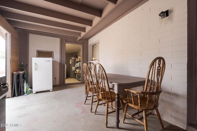 6238 W ELM Street, Phoenix, AZ 85033