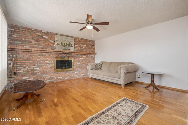 6238 W ELM Street, Phoenix, AZ 85033