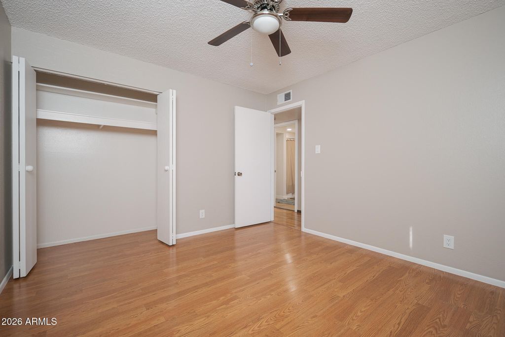 Image 19 of property listing at 6238 W ELM Street, Phoenix, AZ 85033