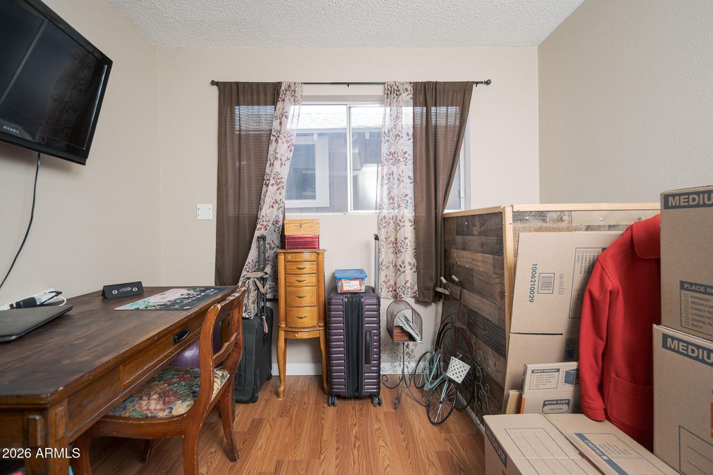 Image 25 of property listing at 6238 W ELM Street, Phoenix, AZ 85033