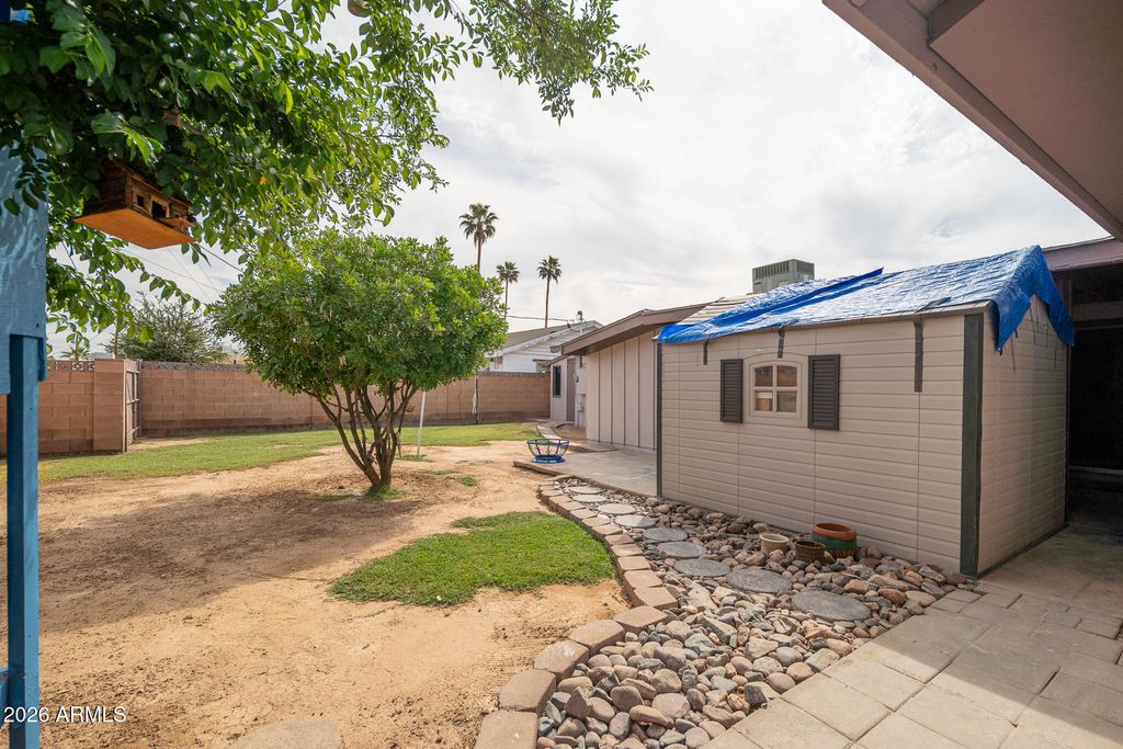 Image 35 of property listing at 6238 W ELM Street, Phoenix, AZ 85033