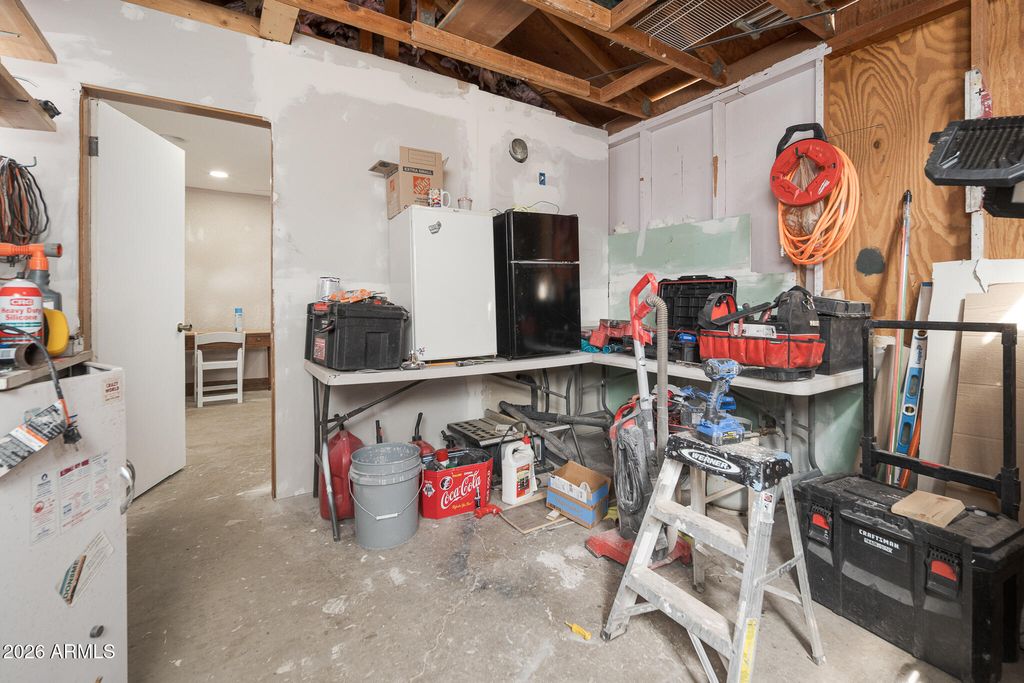 Image 38 of property listing at 6238 W ELM Street, Phoenix, AZ 85033