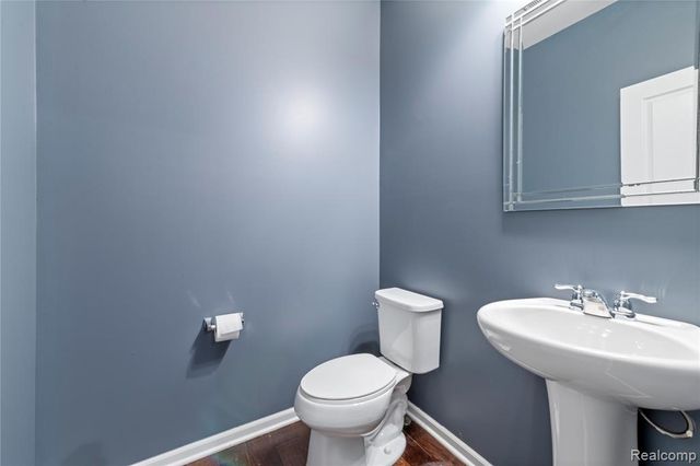 25835 Oberlin Blvd, Novi, MI 48374