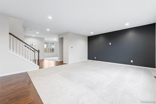 25835 Oberlin Blvd, Novi, MI 48374