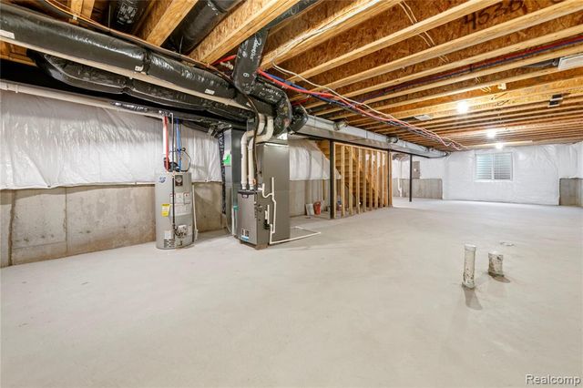 25835 Oberlin Blvd, Novi, MI 48374